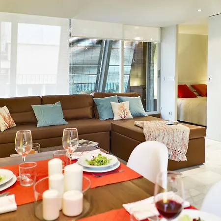 Myflats Deluxe City Center Apartment